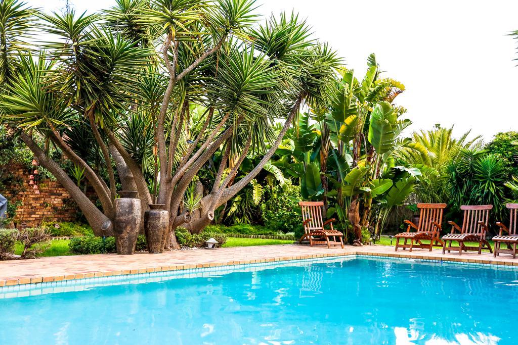 Secret Garden Guesthouse Блаубергстранд Экстерьер фото