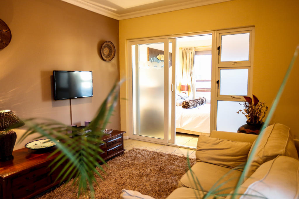 Secret Garden Guesthouse Блаубергстранд Номер фото